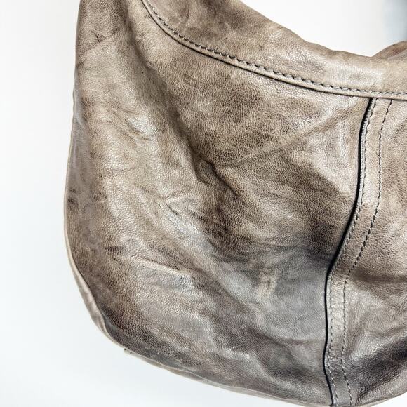Frye Veronica Slouchy Distressed Leather Hobo Bag In Taupe Gray - Picture 4 of 13